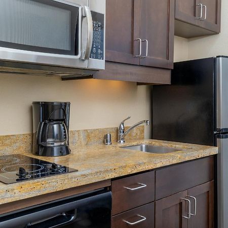 Towneplace Suites By Marriott Erie Kearsarge Екстер'єр фото