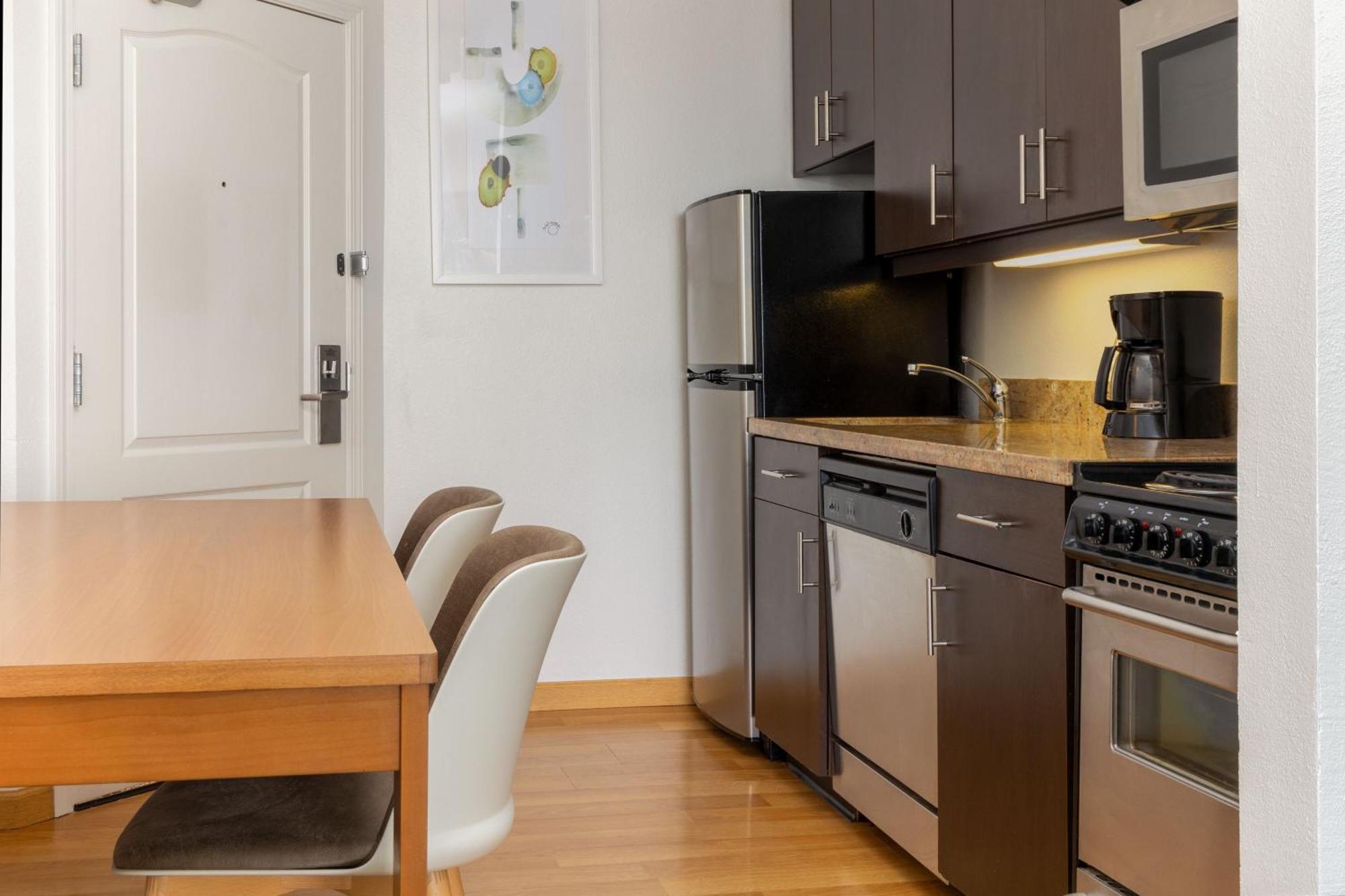 Towneplace Suites By Marriott Erie Kearsarge Екстер'єр фото
