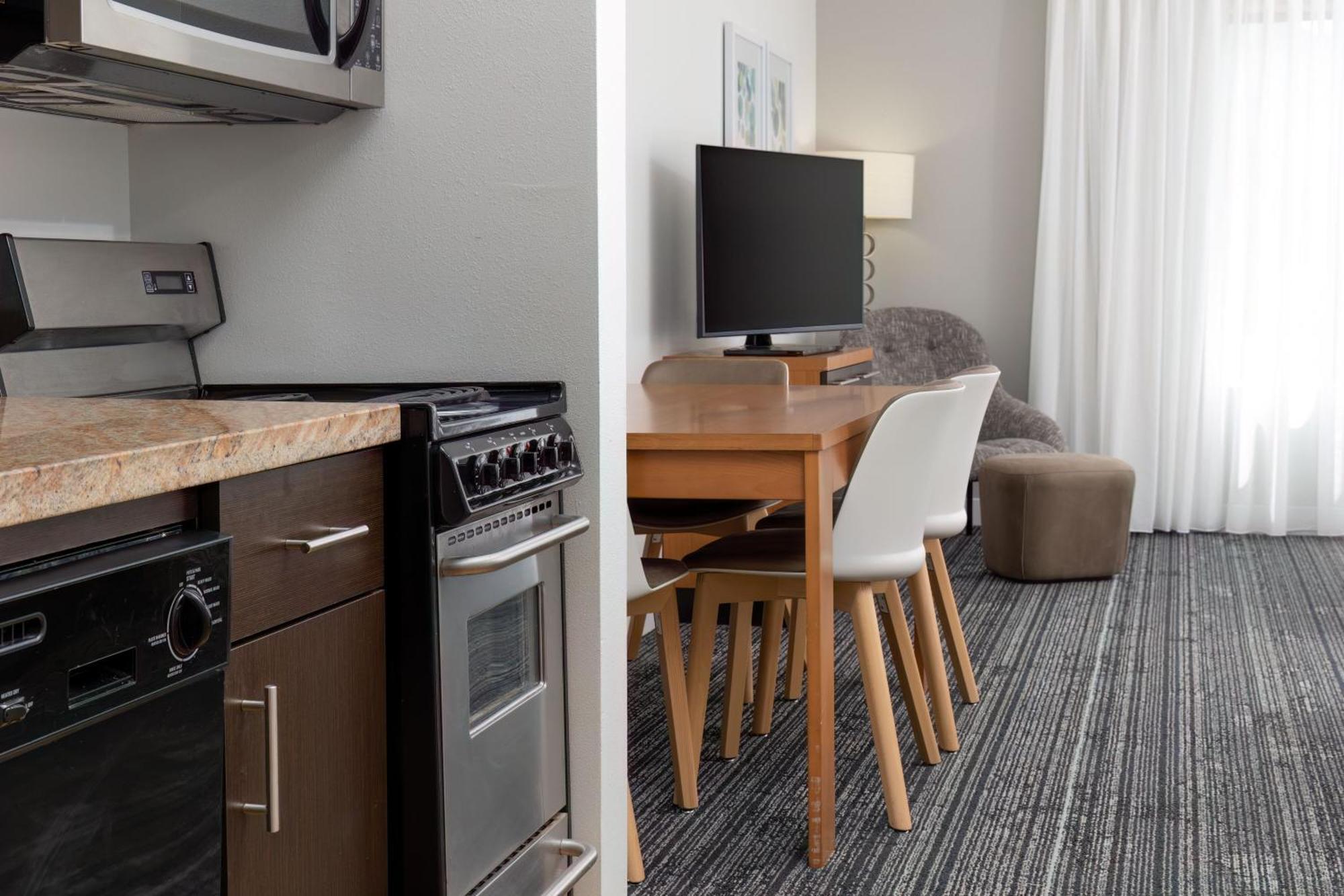 Towneplace Suites By Marriott Erie Kearsarge Екстер'єр фото