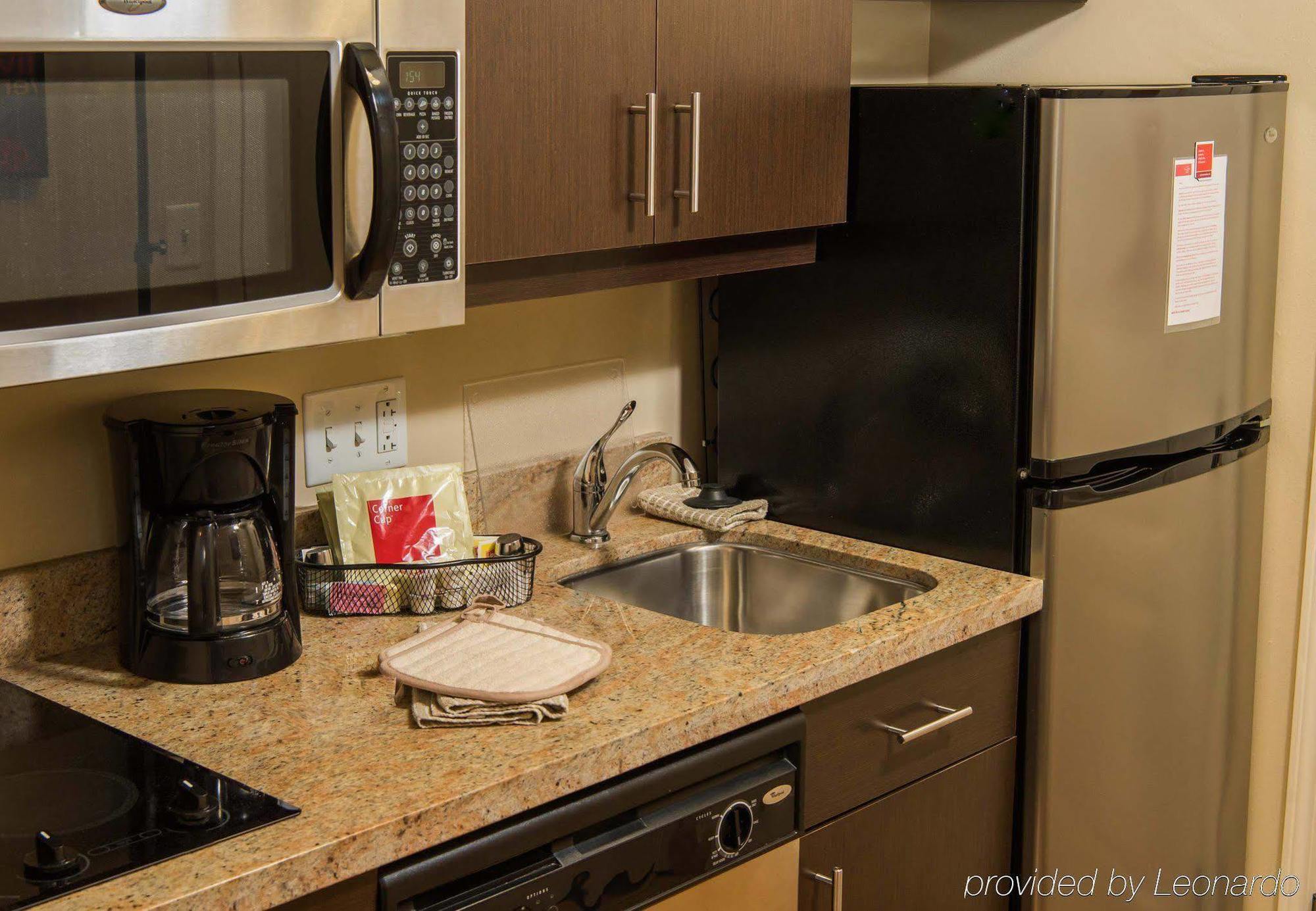 Towneplace Suites By Marriott Erie Kearsarge Екстер'єр фото